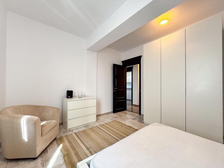 Inchiriere apartament 2 camere decomandate zona Pd Fier-Roua-6 min de Centru - 1