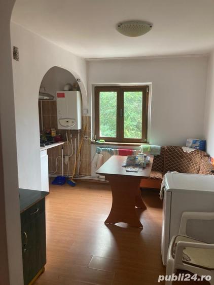 Apartament cu 2 camere decomandat în Coman