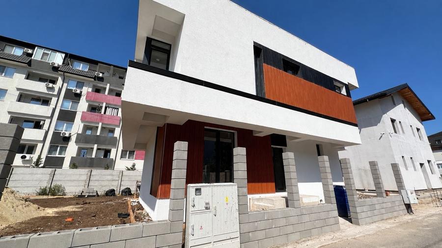 Casă individuală cu 4 camere cu Canalizare în Chiajna