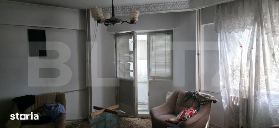 Apartament cu 2 camere decomandat în Republicii