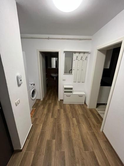 Apartament cu 2 camere, mobilat în Sânpetru
