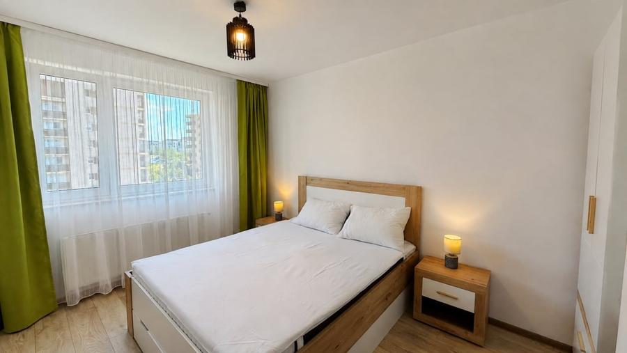 Apartament cu 2 camere decomandat, mobilat în Tractorul