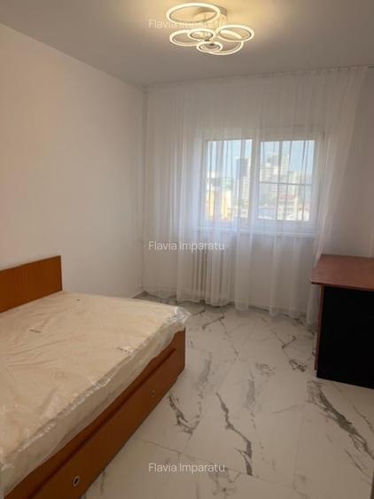 Apartament cu 3 camere decomandat, mobilat în Banu Manta