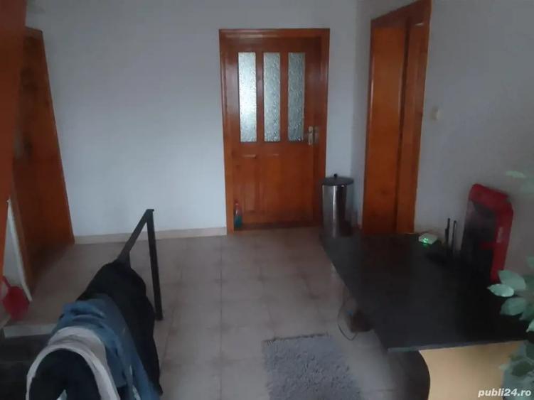 Casă cu 4 camere în Burdujeni