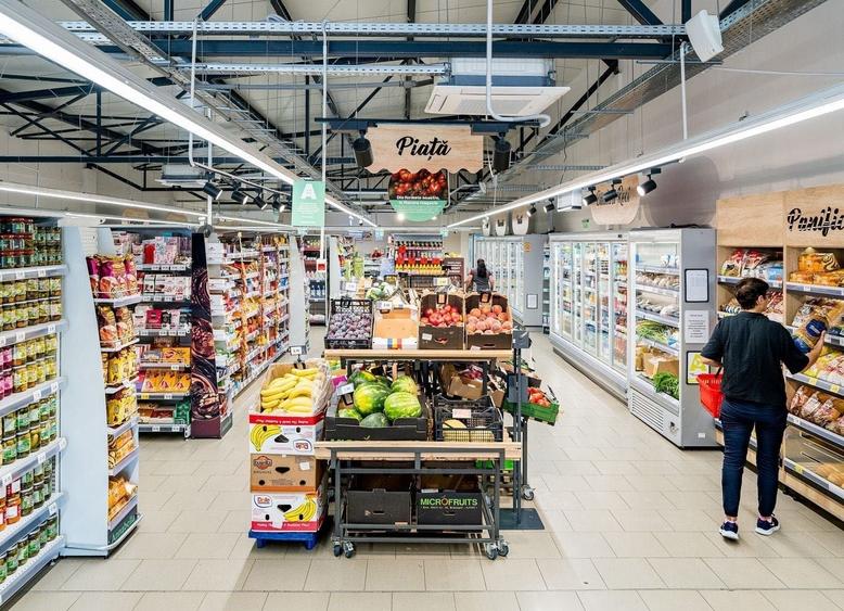 Spațiu comercial, de 755 mp, în Central
