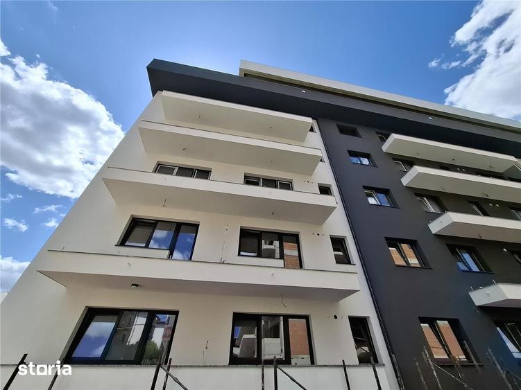 Apartament cu 3 camere decomandat în Galata