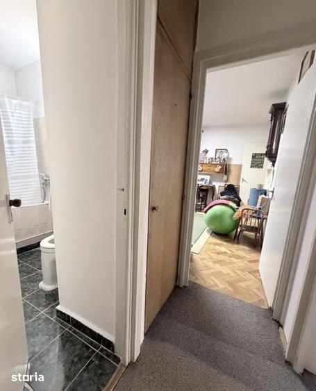 Apartament cu 3 camere în 7 Noiembrie