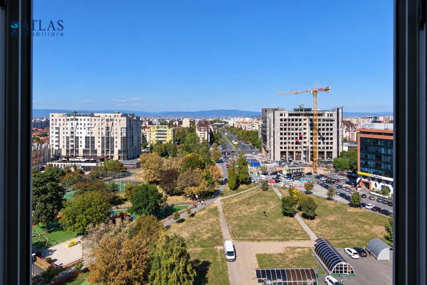 Apartament cu 3 camere în 15 Noiembrie