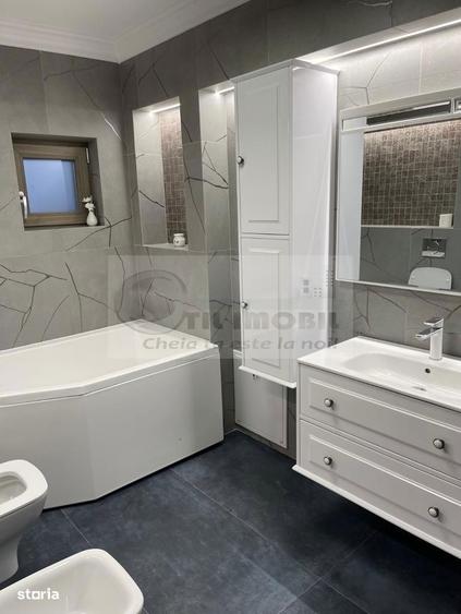 Casă cu 5 camere cu Teren 400 Mp în Valea Lupului