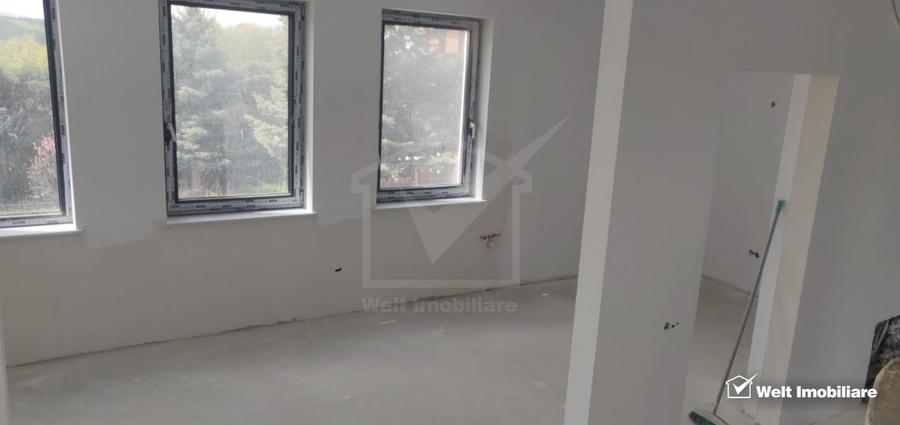 Casă individuală cu 5 camere cu Canalizare în Făget