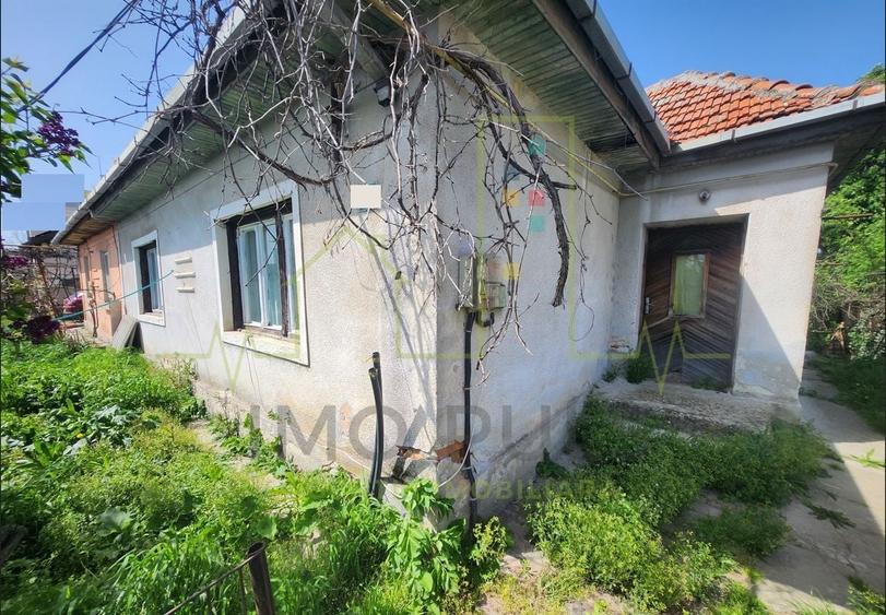 Casă individuală cu 3 camere cu Canalizare în Complex Studențesc