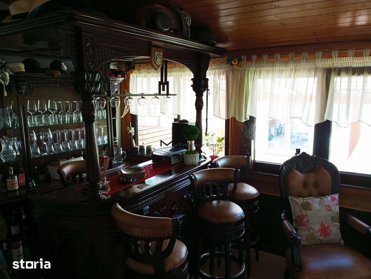 Casă cu 6 camere cu Teren 670 Mp în Florilor
