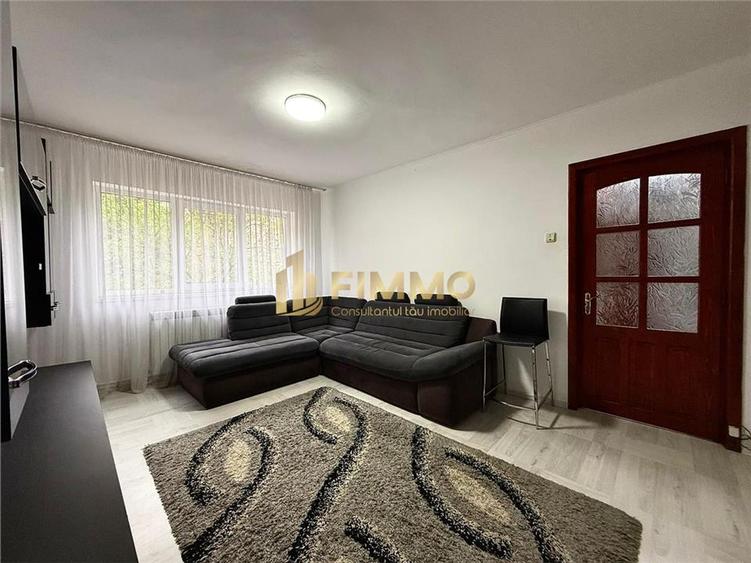 Apartament cu 3 camere nedecomandat, mobilat în George Enescu