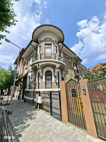 Casă cu Teren 200 Mp în Iancului