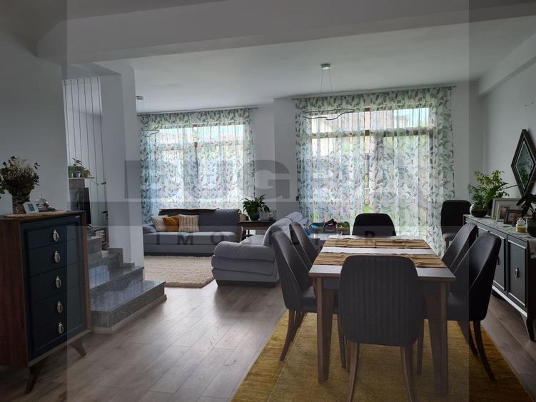 Duplex cu 4 camere cu Canalizare în Borhanci