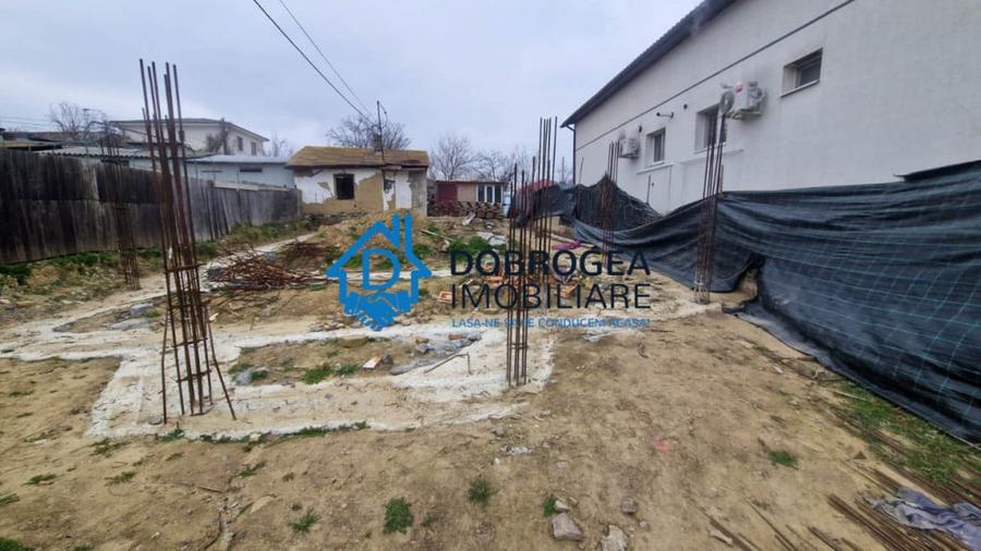Teren de 400 mp, în Păcii