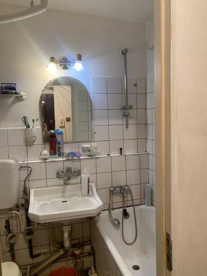 Inchiriez apartament doua camere - 6