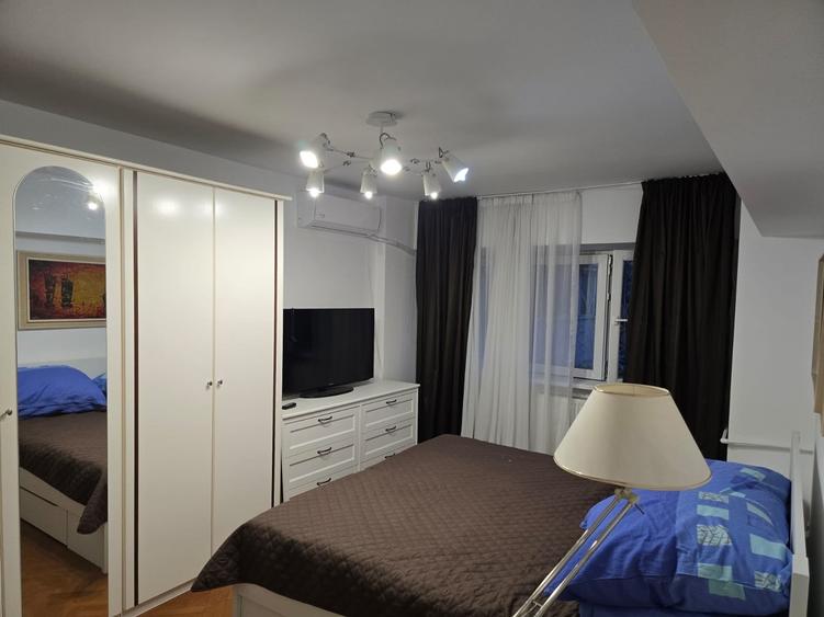 Ultracentral Romana- Dorobanti,bloc/80,etaj 1, are 2 bai,vedere mixta,Sup 90 mp - 3