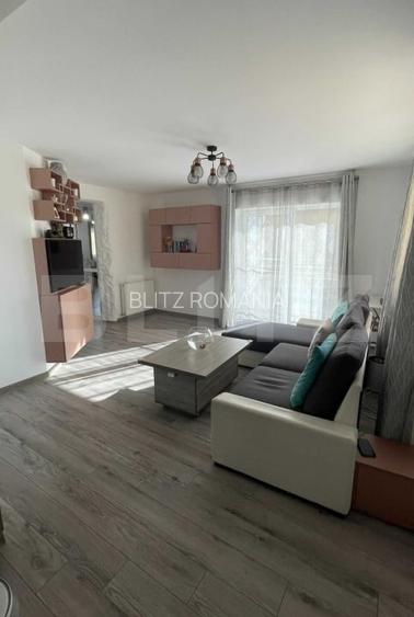 Apartament cu 3 camere, etaj 3/4, cu 2 parcari si 2 bai, zona Muzeul Apei
