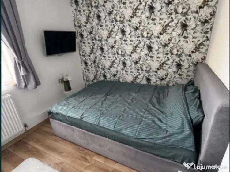 Apartament 4 camere, decomandat - zona Grivitei - 2