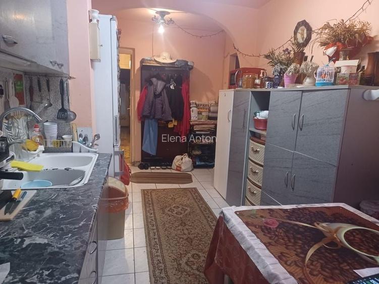 Apartament 4 camere, etaj 1 - bloc izolat, Manastur Apartament 4 camere, etaj 1 - bloc izolat, Manastur