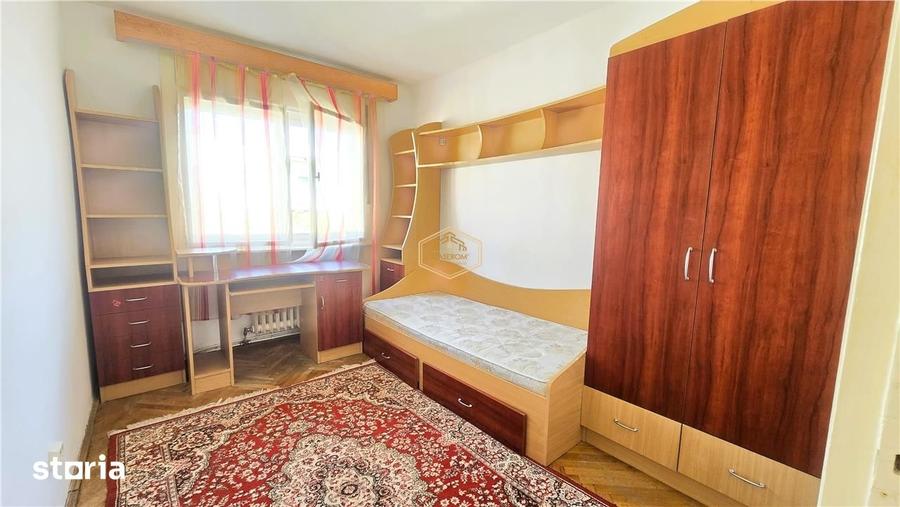 Apartament cu 3 camere în Central