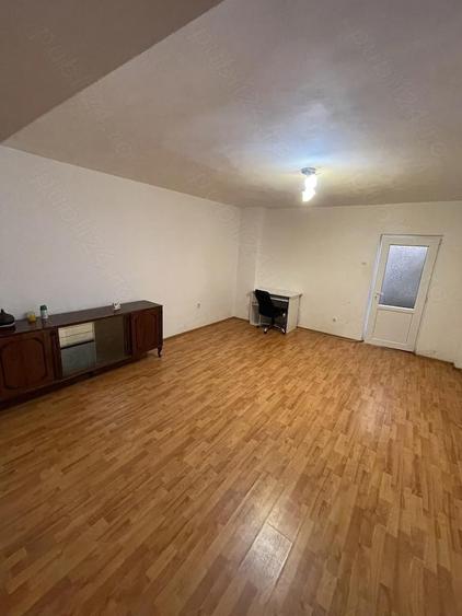ocazie rara garsoniera cat un apartament + boxa generoasa, tulcea - 7