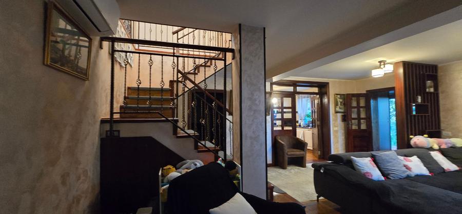 Moreni , Dambovita , vanzare proprietate -casa si teren - 10