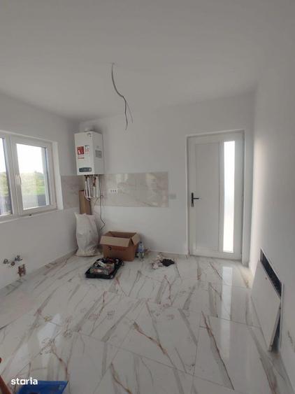 Casa individuala, INACLIRE IN PARDOSEALA, 3 camere, 400 mp teren - 5