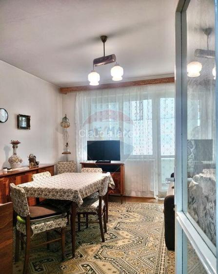 Apartament cu poten?ial, situat in zona centrala-Media?
