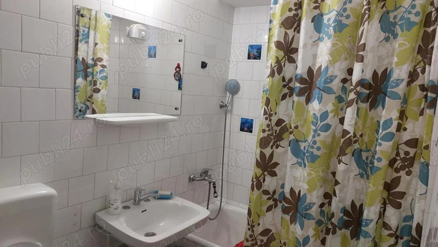 Apartament de inchiriat, 3 camere, Ultracentral, Oradea - 7