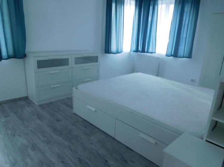 chirie apartament 3 camere, bloc nou, garaj, Centru - 5