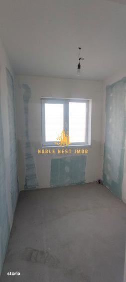 Casă cu 5 camere cu Teren 2500 Mp în Central
