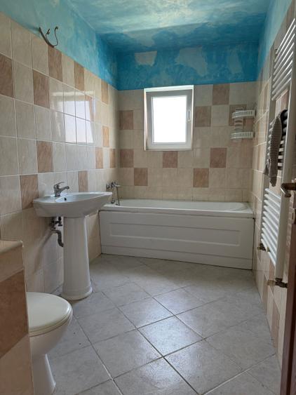 Apartament de vanzare cu 1 camera in Floresti, tip open space si dormitor, finisat, balcon, cu PARCARE, pe strada Florilor 41 - 5