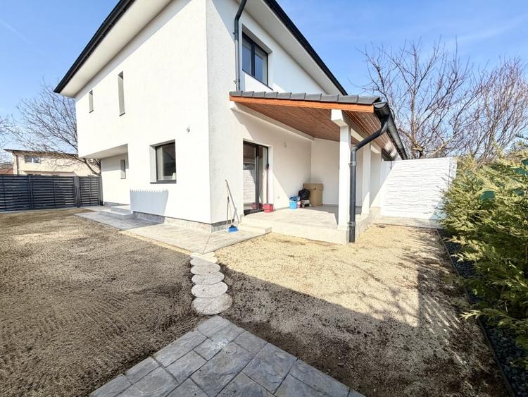 Duplex modern 3 camere,  77 mp utili, 180 mp teren - Sanandrei - 1