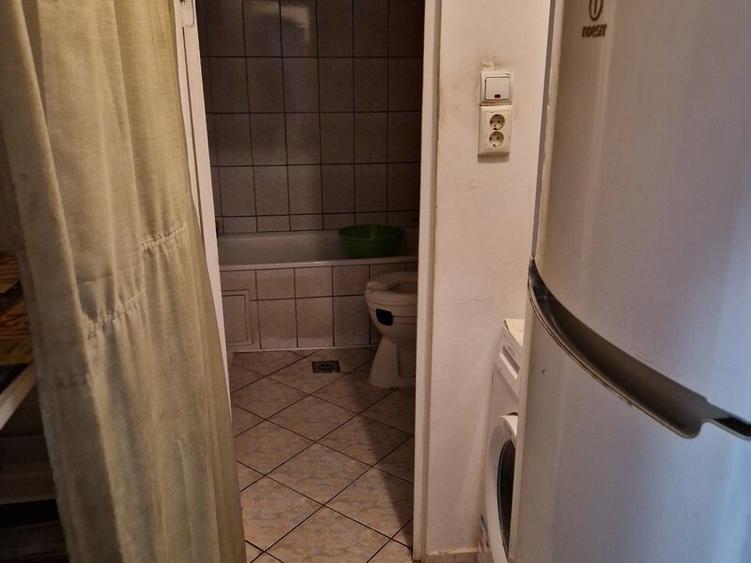 COLENTINA-ANDRONACHE, - 9