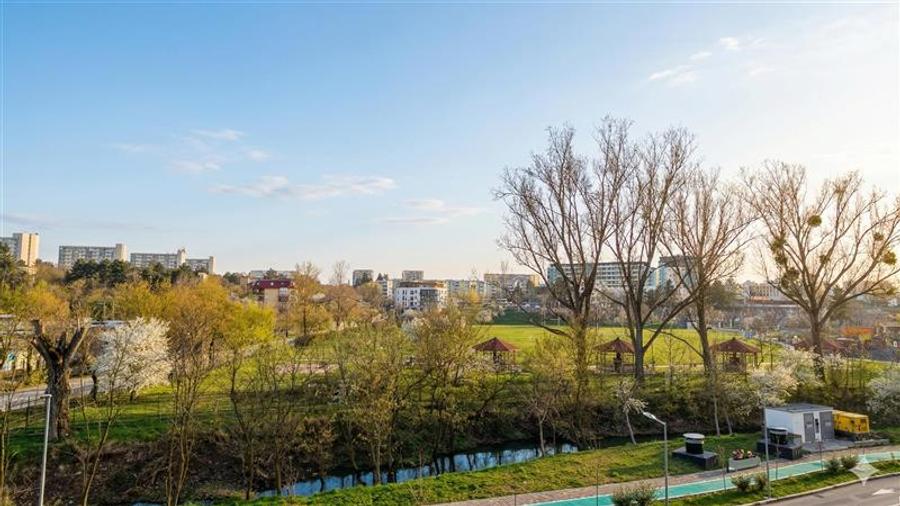 Apartament 2 camera 65mp, view deosebit, Sopor-Baza Sportiva - 1