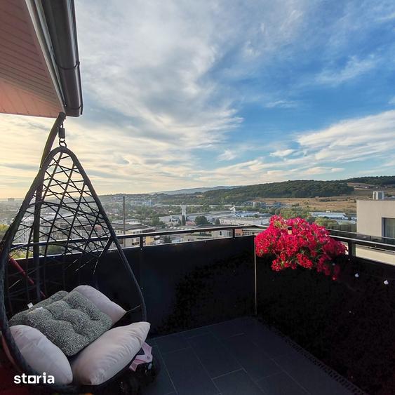 Apartament cu 3 camere în Baciu