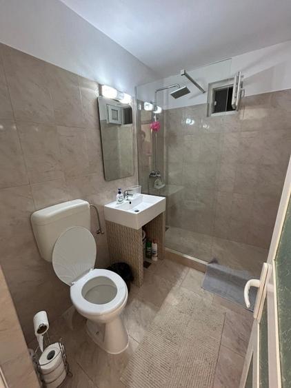 vinzare apartament faleza  mangalia - 8
