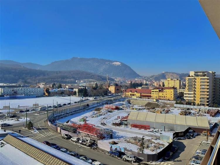 Apartament 2 Camere in Urban Plaza de Vanzare cu Priveliste - 4