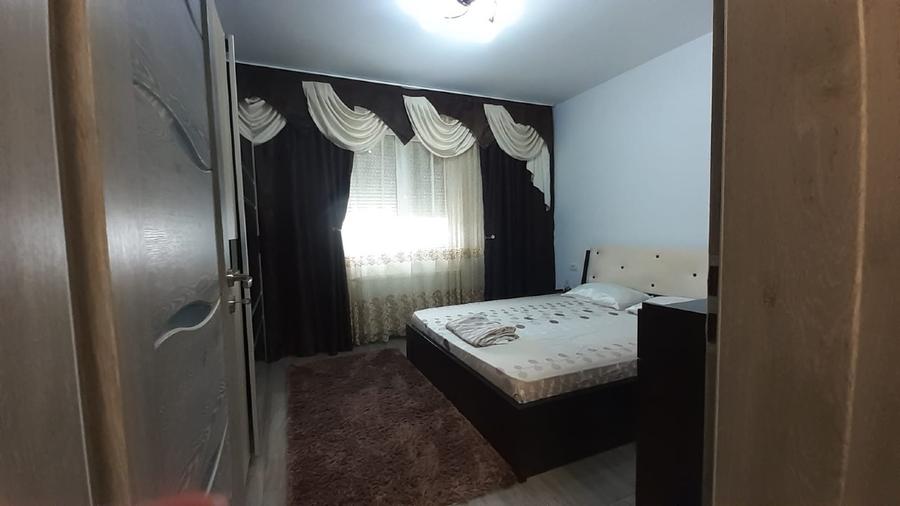 Apartament 2  camere  decomandat  - 1