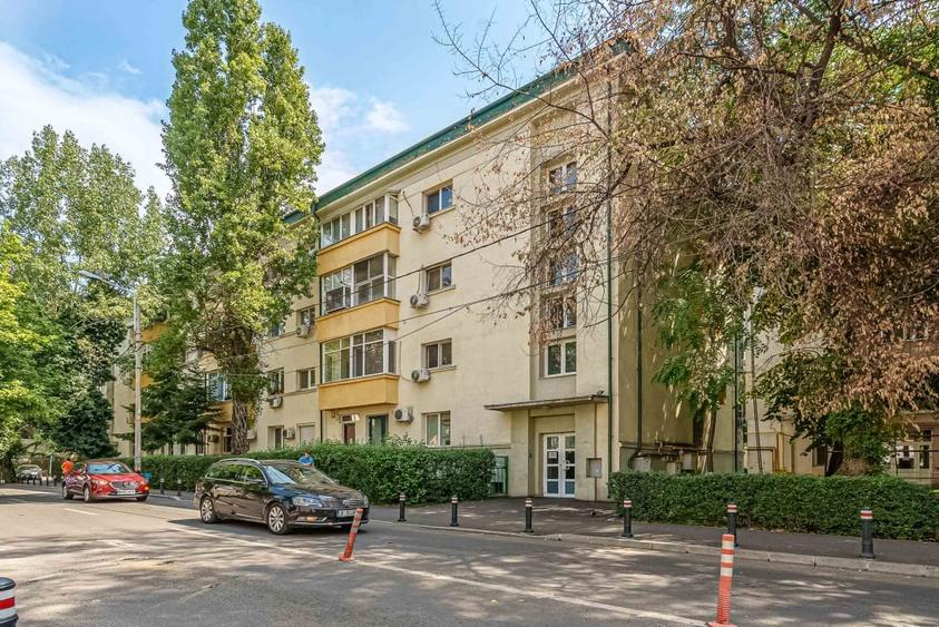 Stefan cel Mare, Grozovici, garsoniera spatioasa cu logie si boxa - 1