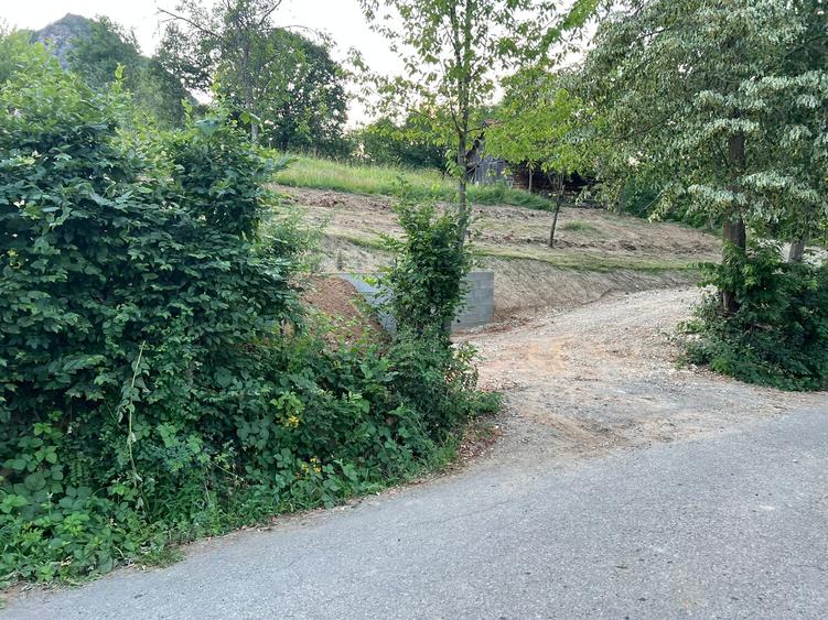 Vand teren intravilan loc.Hartagani HD - 6