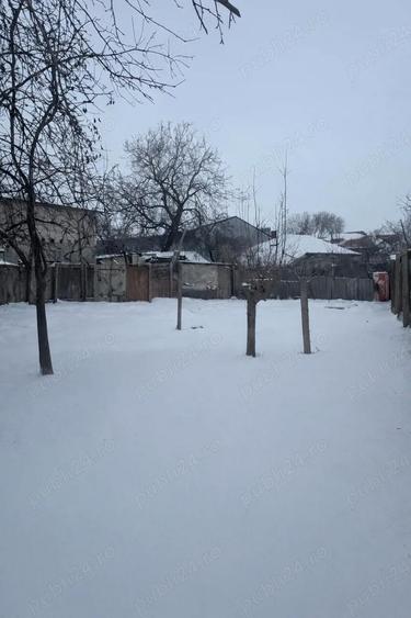 Casa de vanzare Calara?i teren 645 mp - 1