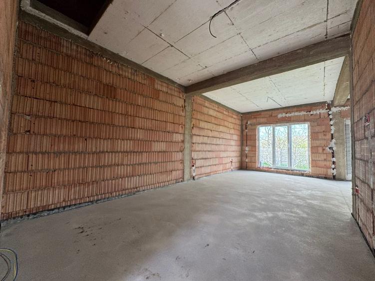 Duplex pe parter langa Carrefour toate utilitatile - 4