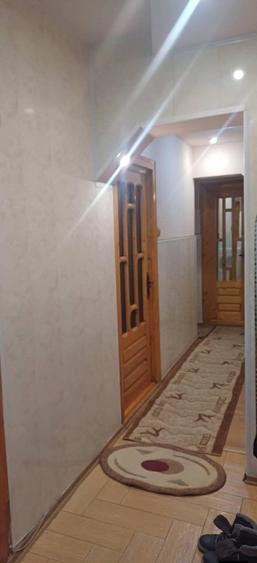 Apartament 2 camere,decomandat,Zona General(M-uri),etaj1 - 3