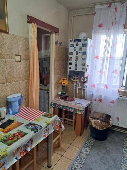 Schimb-Vand apartament 4camere Simeria - 9