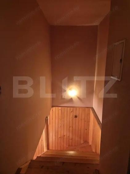 Vand casa cu 3 camere singur in curte p+m in Dambul Pietros - 6