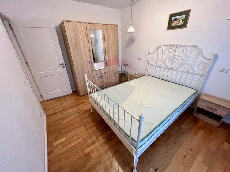 Apartament de vanzare - 9