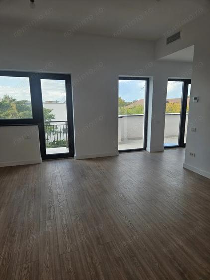 Inchiriere birouri, 20 de camere, Bucurestii Noi - 8